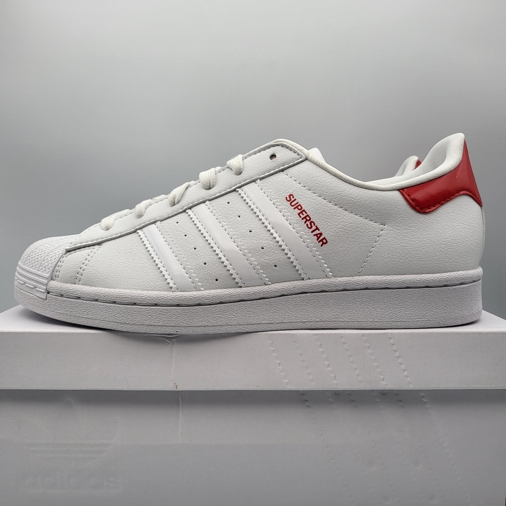 NEW Youth 6.5 | Women's 7.5/8 Adidas Superstar Shell-Toes Shoes FW0817